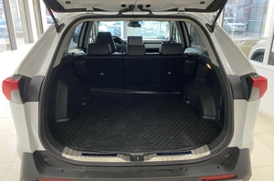 Внедорожник Toyota RAV4 2021 года, 3502000 рублей, Красноярск