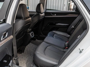 Седан Kia K5 2022 года, 3280000 рублей, Краснодар