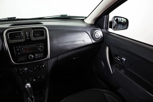 Хетчбэк Renault Sandero 2016 года, 859000 рублей, Пермь