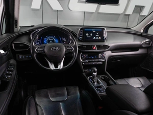 Внедорожник Hyundai Santa Fe 2019 года, 3100000 рублей, Тюмень