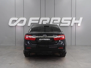 Седан Toyota Camry 2012 года, 1275000 рублей, Воронеж