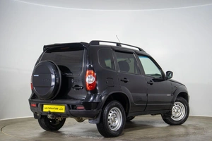 Внедорожник Chevrolet Niva 2012 года, 549000 рублей, Оренбург