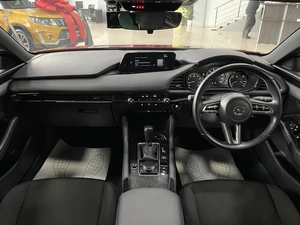 Хетчбэк Mazda 3 2019 года, 1687000 рублей, Солонцы