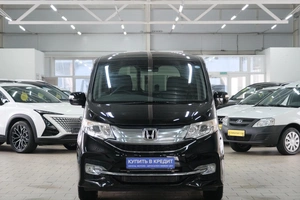 Минивэн Honda Stepwgn Spada 2015 года, 1899000 рублей, Омск