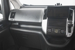 Минивэн Nissan Serena 2009 года, 1459000 рублей, Кемерово
