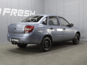 Седан ВАЗ (LADA) Granta 2015 года, 360000 рублей, Омск