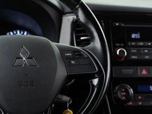 Внедорожник Mitsubishi Outlander 2016 года, 1879050 рублей, Москва