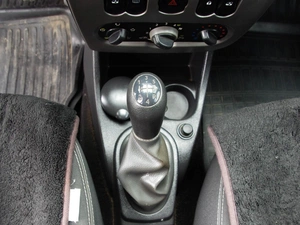 Седан Renault Logan 2010 года, 400000 рублей, Владимир