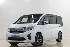 Минивэн Honda Stepwgn 2019 года, 2019000 рублей, Новокузнецк