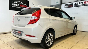 Хетчбэк Hyundai Solaris 2015 года, 948000 рублей, Красноярск