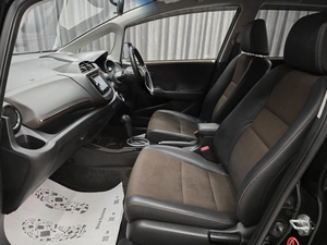 Универсал Honda Fit Shuttle 2012 года, 850000 рублей, Красноярск