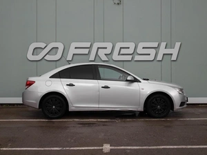 Седан Chevrolet Cruze 2011 года, 649000 рублей, Большой Сочи