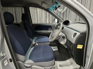 Минивэн Toyota Sienta 2005 года, 515000 рублей, Красноярск