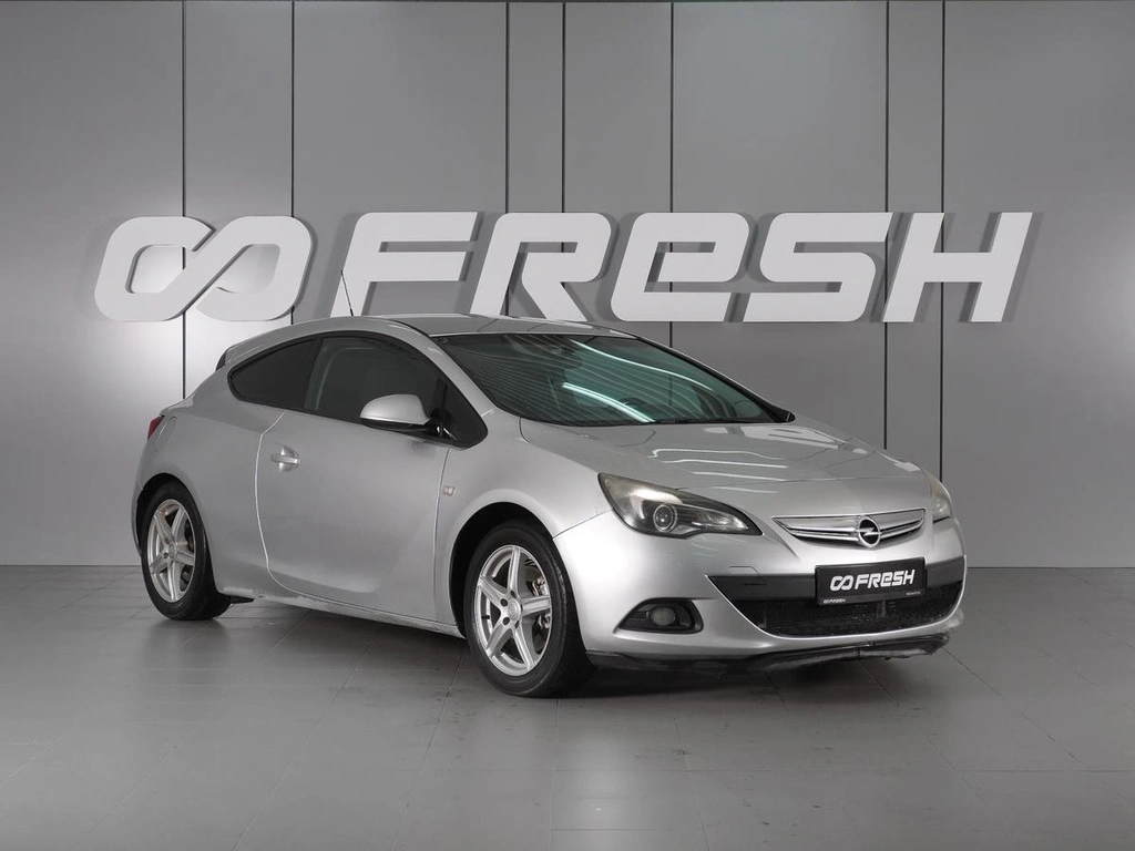 Хетчбэк Opel Astra 2012 года, 899000 рублей, Красный Пахарь