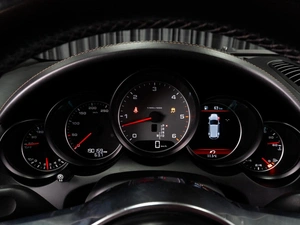 Внедорожник Porsche Cayenne S 2016 года, 3710000 рублей, Тюмень