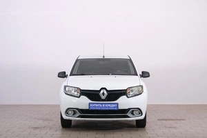 Седан Renault Logan 2016 года, 479000 рублей, Омск