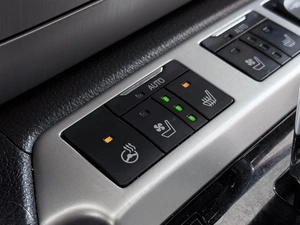 Внедорожник Toyota Land Cruiser 2016 года, 5700000 рублей, Орёл