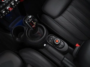 Кабриолет MINI John Cooper Works 2019 года, 3339999 рублей, Москва