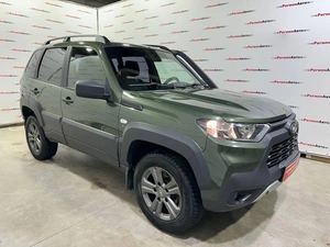 Внедорожник ВАЗ (LADA) Niva Travel 2021 года, 930000 рублей, Красноярск