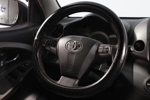 Внедорожник Toyota RAV4 2010 года, 1289000 рублей, Новосибирск