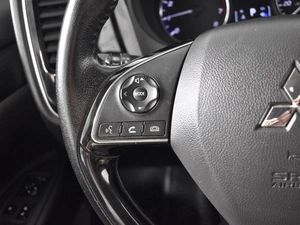 Внедорожник Mitsubishi Outlander 2015 года, 1989900 рублей, Казань