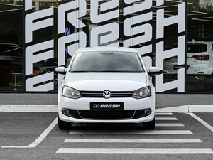 Седан Volkswagen Polo 2015 года, 1145000 рублей, Волгоград