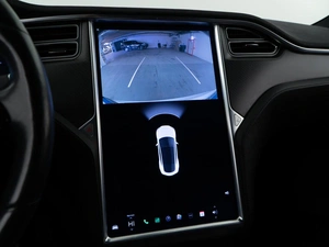 Лифтбек Tesla Model S 2017 года, 2951444 рублей, Москва