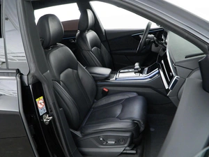 Внедорожник Audi Q8 2019 года, 7877077 рублей, Москва