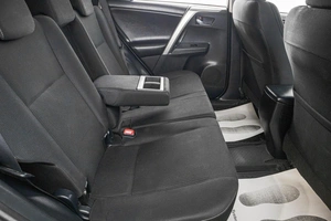 Внедорожник Toyota RAV4 2013 года, 2099000 рублей, Барнаул