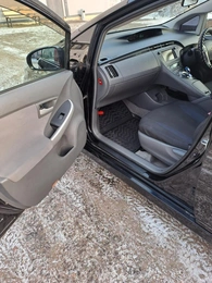Лифтбек Toyota Prius 2010 года, 1020000 рублей, Красноярск