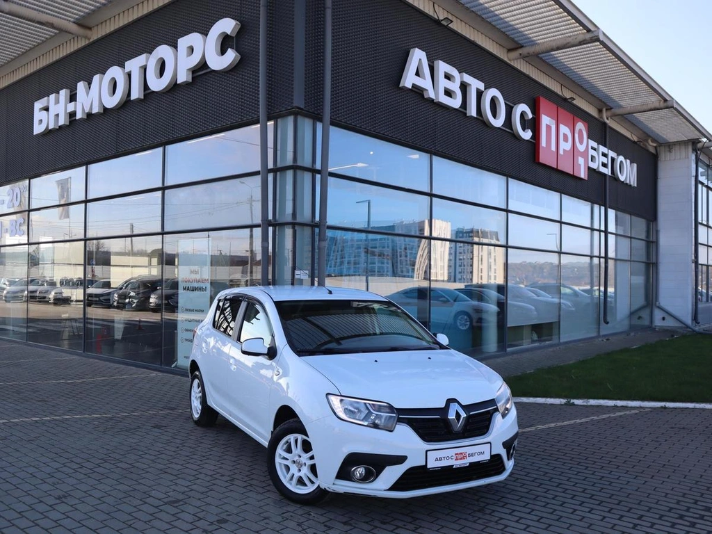 Хэтчбек Renault Sandero 2018 года, 905000 рублей, Мирное