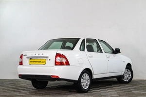 Седан ВАЗ (LADA) Priora 2018 года, 469000 рублей, Сургут