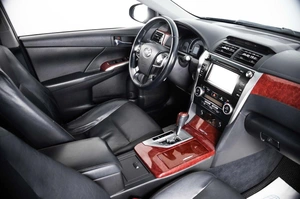 Седан Toyota Camry 2013 года, 1729000 рублей, Пермь