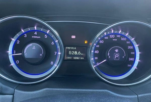 Седан Hyundai Sonata 2010 года, 1075000 рублей, Солонцы