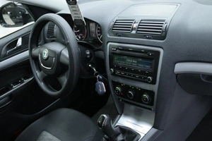 Универсал Skoda Octavia 2013 года, 898000 рублей, Солонцы
