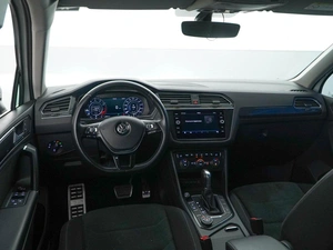 Внедорожник Volkswagen Tiguan 2018 года, 2389000 рублей, Москва