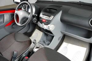 Хетчбэк Peugeot 107 2010 года, 599000 рублей, Тюмень