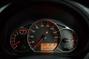 Хетчбэк Toyota Ractis 2014 года, 999000 рублей, Красноярск