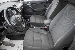 Универсал Volkswagen Golf 2012 года, 1149000 рублей, Барнаул