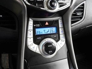 Седан Hyundai Avante 2011 года, 1199000 рублей, Воронеж