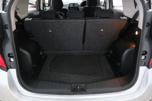 Хетчбэк Nissan Note 2018 года, 1299000 рублей, Омск