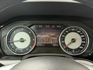 Внедорожник Volkswagen Touareg 2019 года, 4550000 рублей, Красноярск