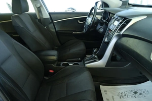Хетчбэк Hyundai i30 2012 года, 949000 рублей, Омск
