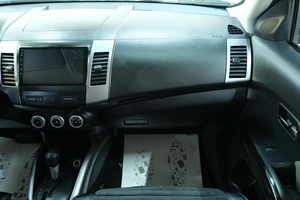 Внедорожник Mitsubishi Outlander 2007 года, 1199000 рублей, Омск