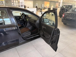 Седан Volkswagen Polo 2014 года, 915000 рублей, Орёл