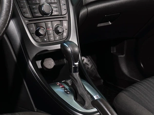 Хетчбэк Opel Astra 2012 года, 818000 рублей, Тверь
