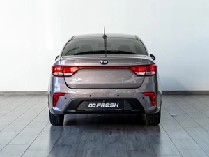 Седан Kia Rio 2018 года, 1389000 рублей, Саратов