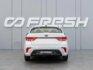 Седан Kia Rio 2017 года, 1500000 рублей, Краснодар