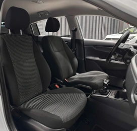 Хетчбэк Kia Rio X-Line 2018 года, 1420000 рублей, Красноярск