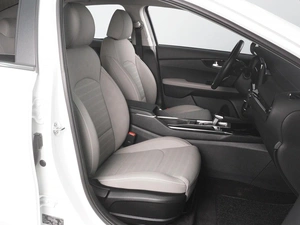 Седан Kia K3 2024 года, 2354000 рублей, Красный Пахарь